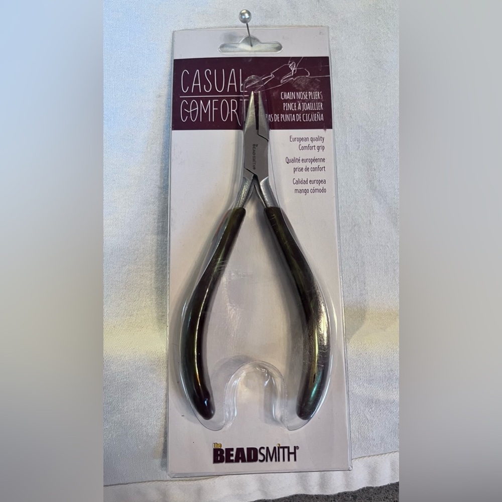 Jewlery Tools. Chain Nose Comfort Grip Pliers NWT